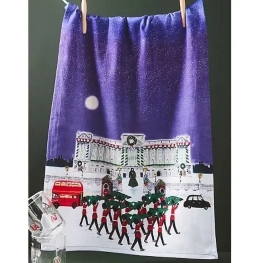 NWT | Anthropologie Holiday in the City Tea Towel London